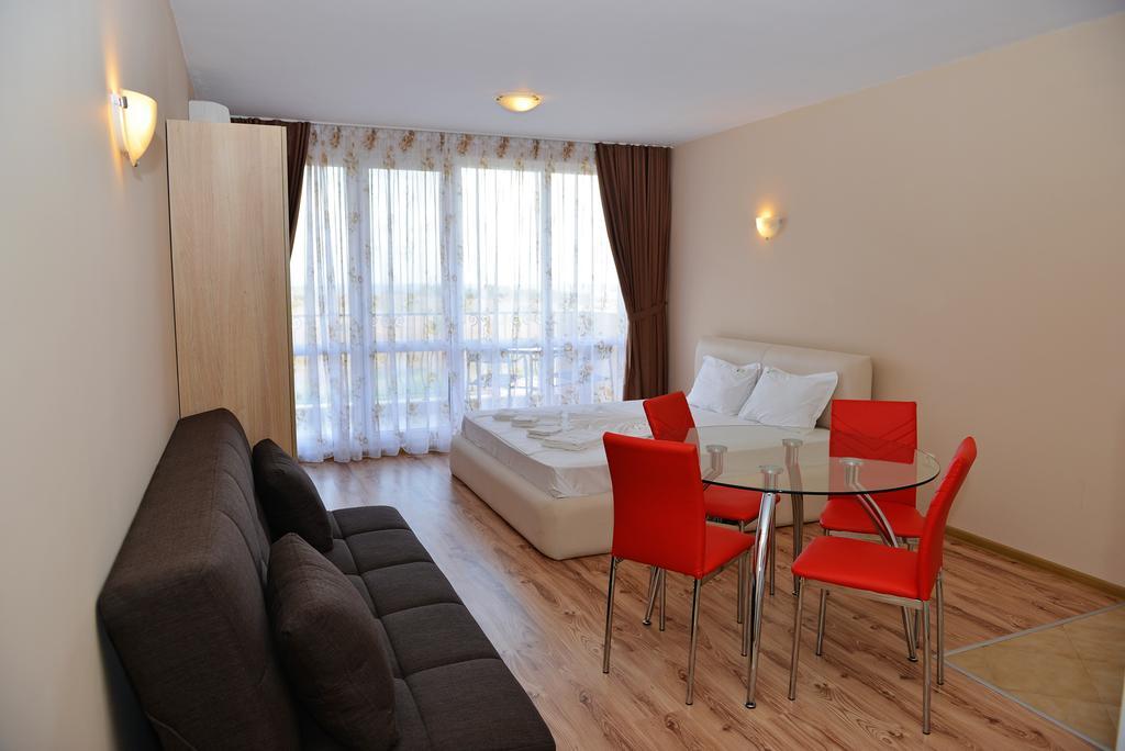 Apartments Atia Τσερνομόρετς Δωμάτιο φωτογραφία